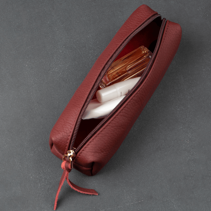 Elegant Leather Makeup Bag - Burgundy - Aurora