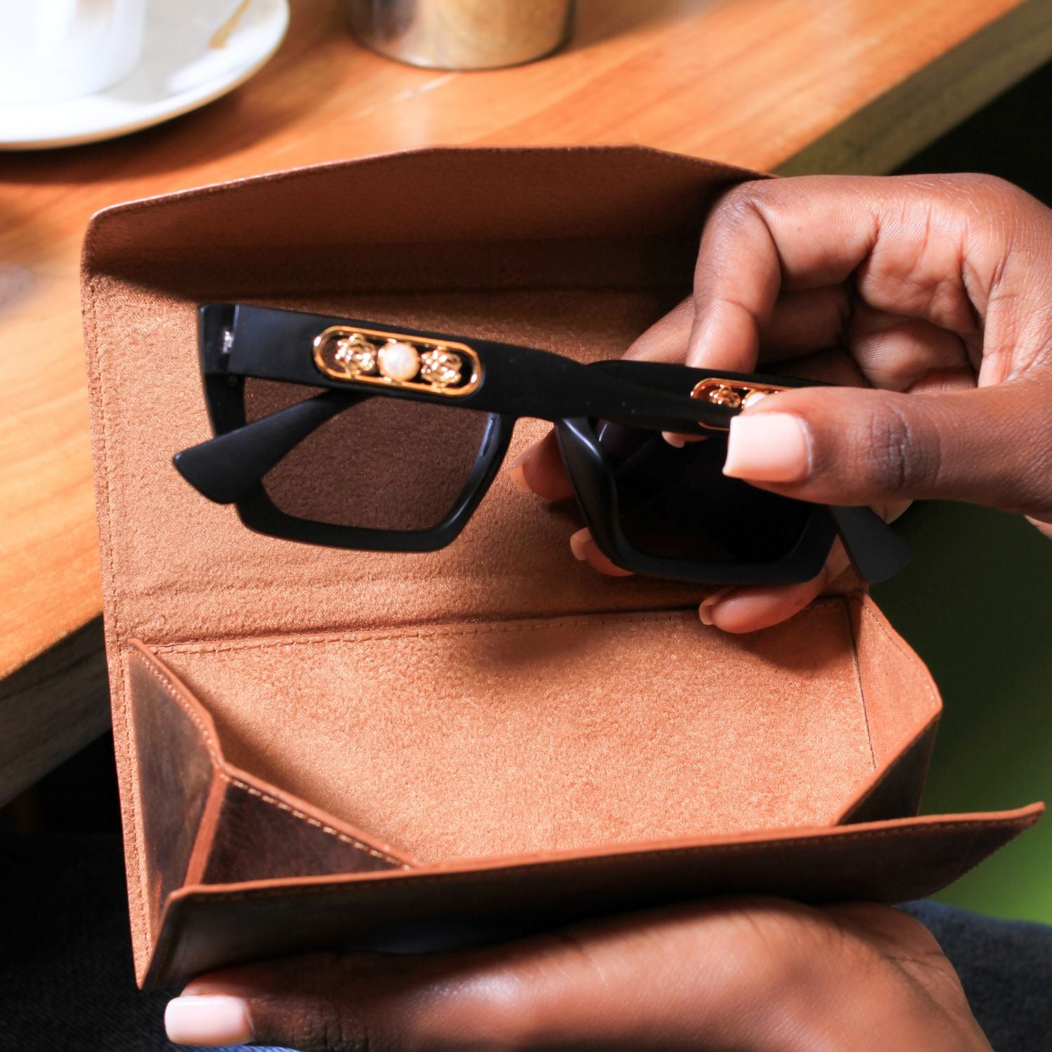 Luxury Leather Sunglasses Case - Dark Brown - Louisville