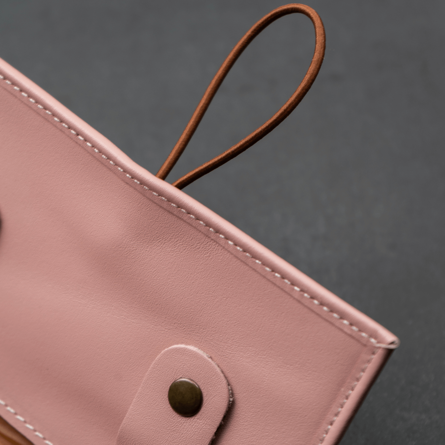 Pink Leather Travel Cable & Tech Organizer - LEATHERE