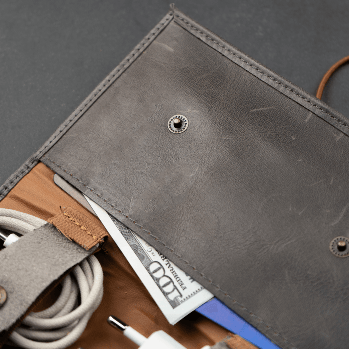 Grey Leather Travel Cable & Tech Organizer - LEATHERE