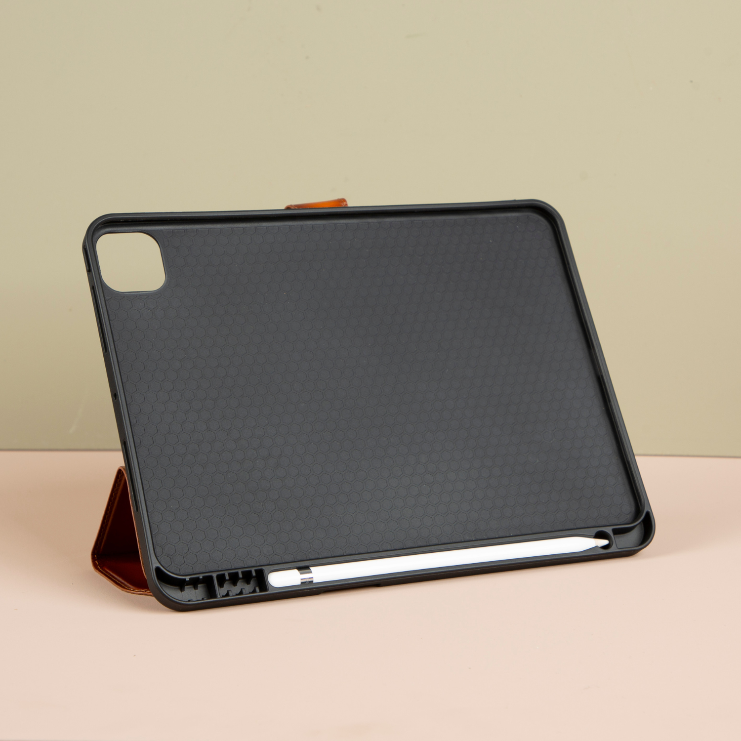 Premium Leather Case for iPad 11 Rİch Brown | PATERSON