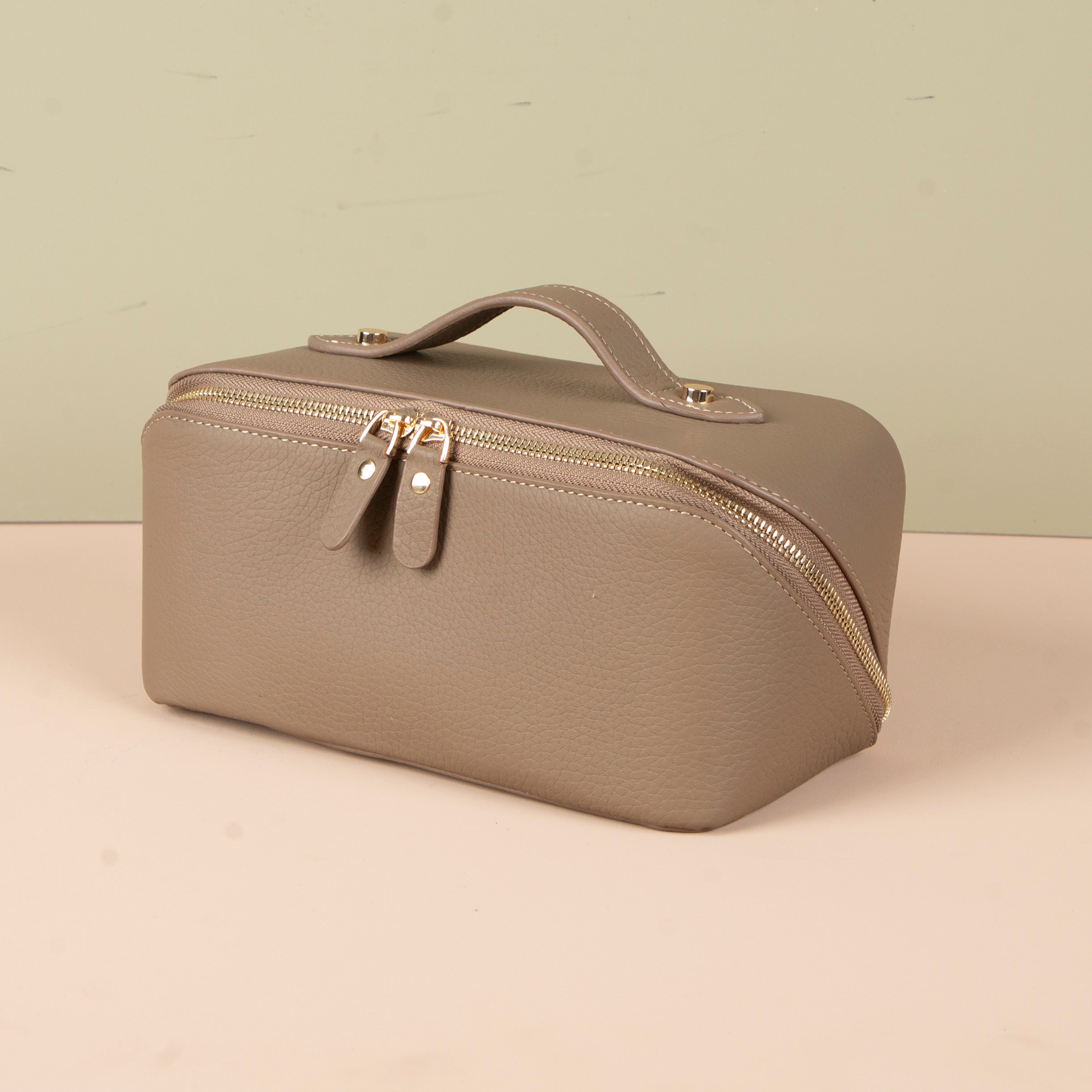 Luxury Leather Travel Vanity Case – Elegant & Spacious- Warm taupe - San Jose