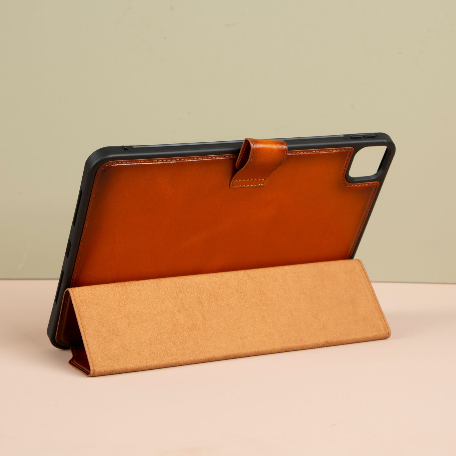 Premium Leather Case for iPad 11 Rİch Brown | PATERSON