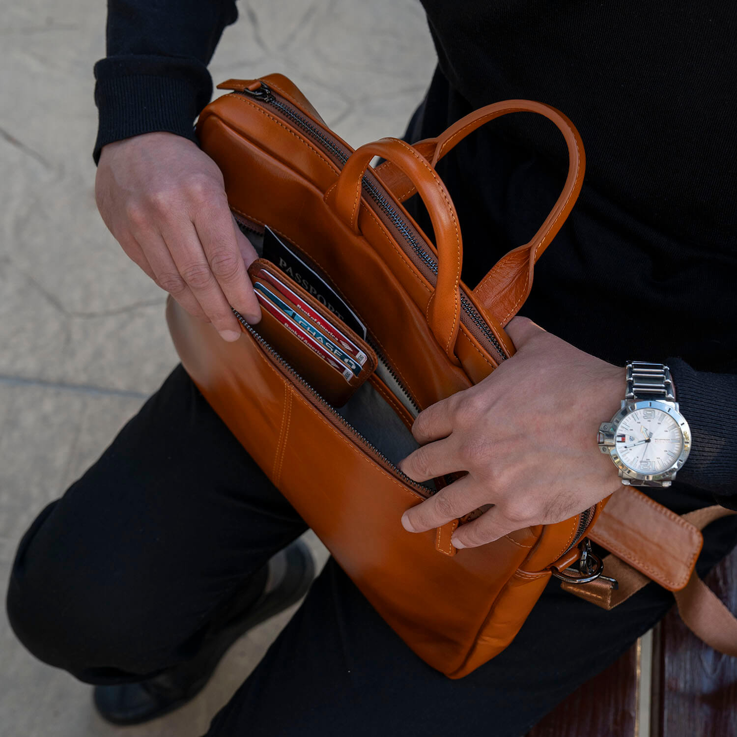 Classic Leather Laptop Bag - Camel Brown - Hollywood