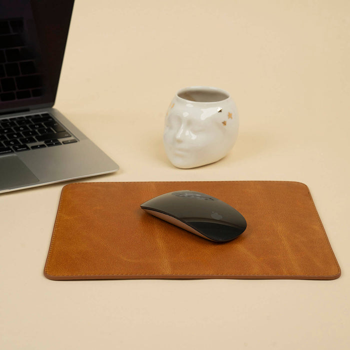 Premium Leather Mouse Pad – Handcrafted Excellence - Brown - Omaha