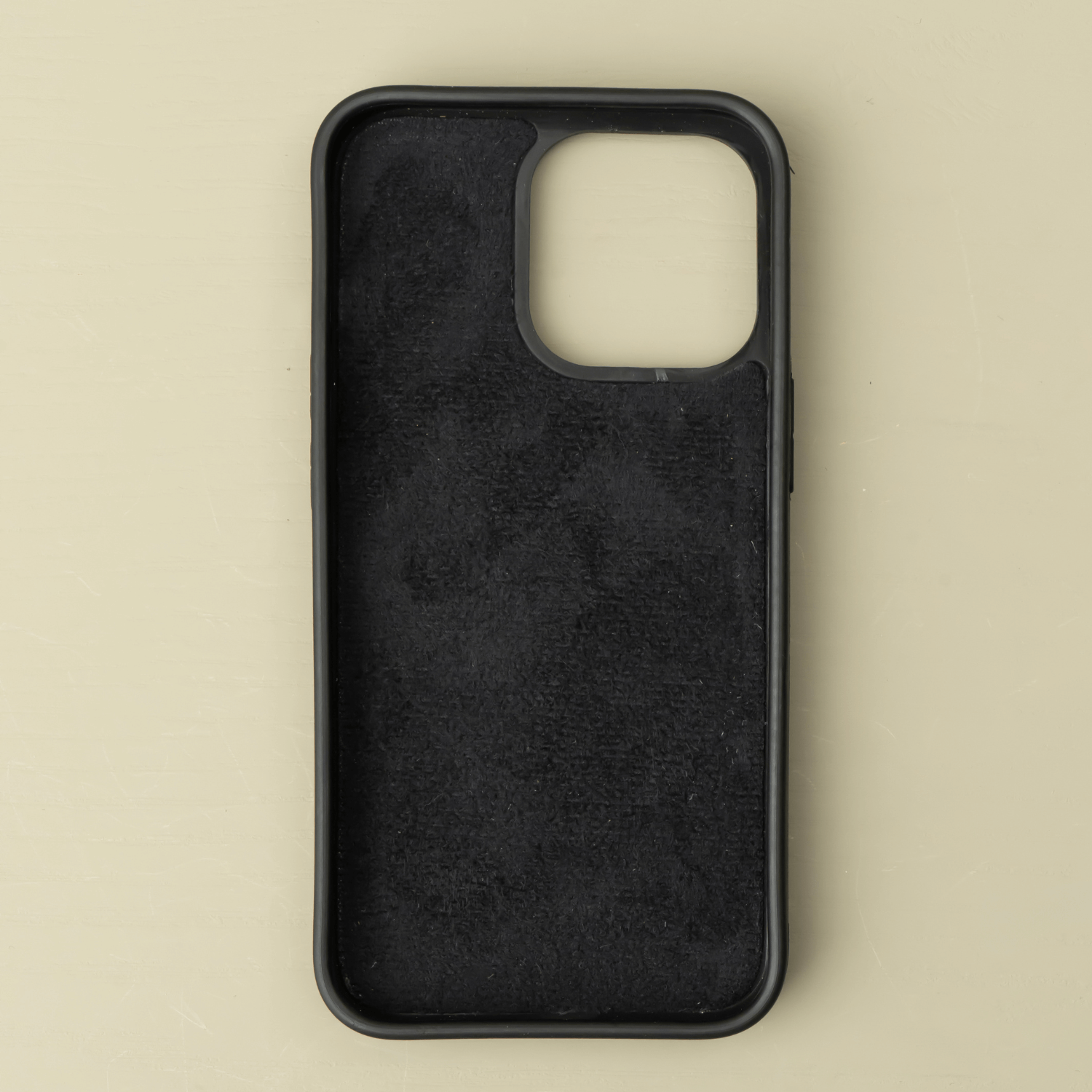 Black Leather iPhone 16 Series Snap-On Case - LEATHERE