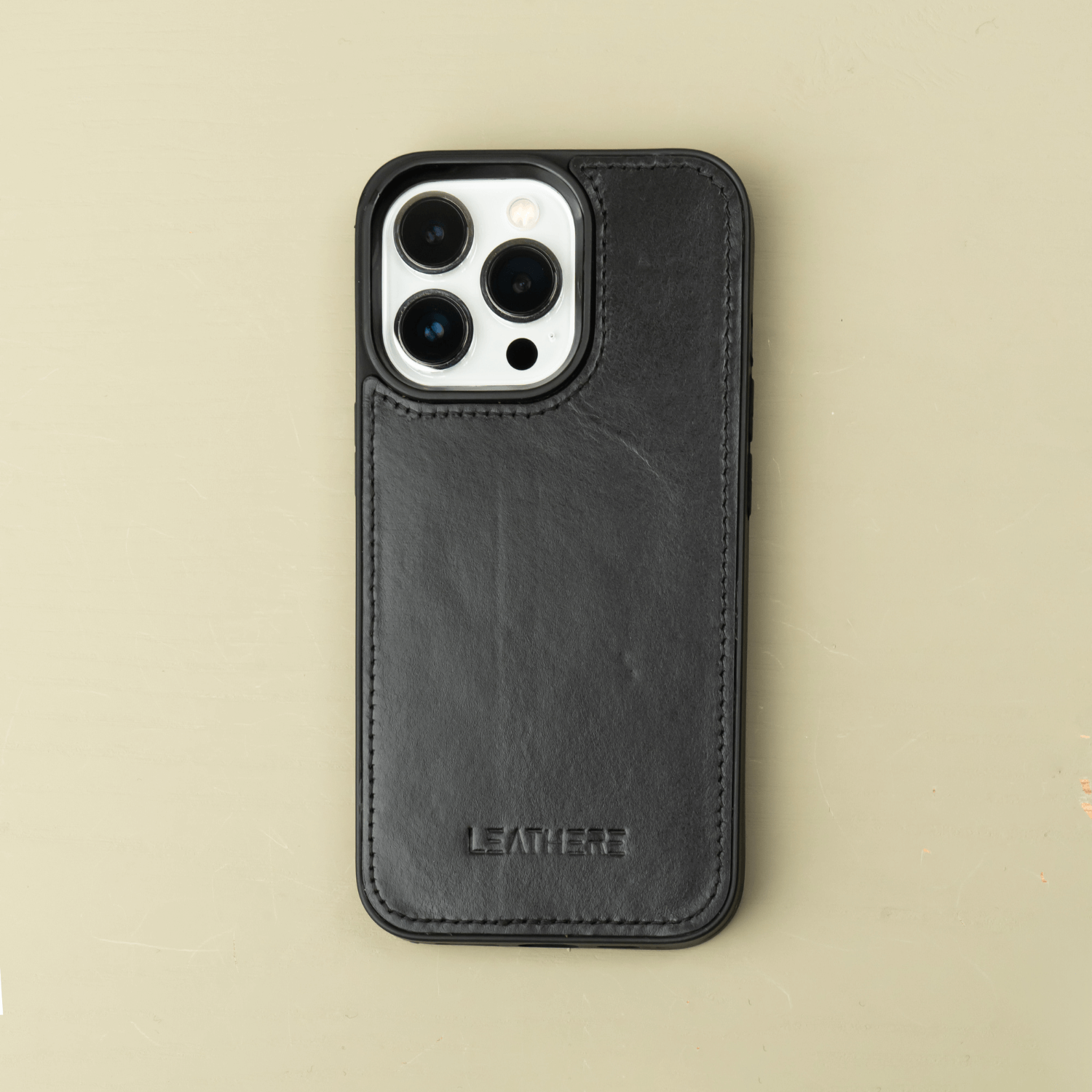 Black Leather iPhone 16 Series Snap-On Case - LEATHERE