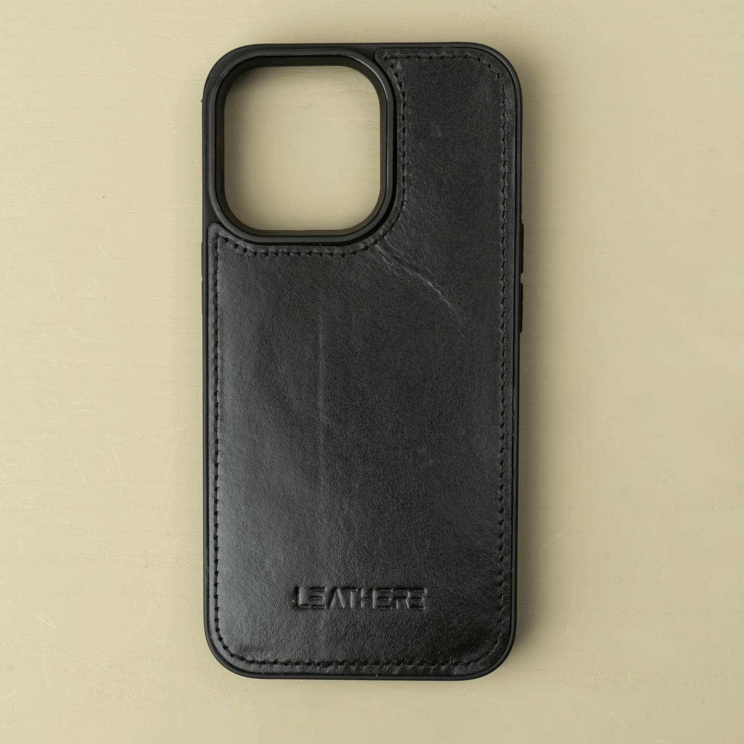 Black Leather iPhone 16 Series Snap-On Case - LEATHERE