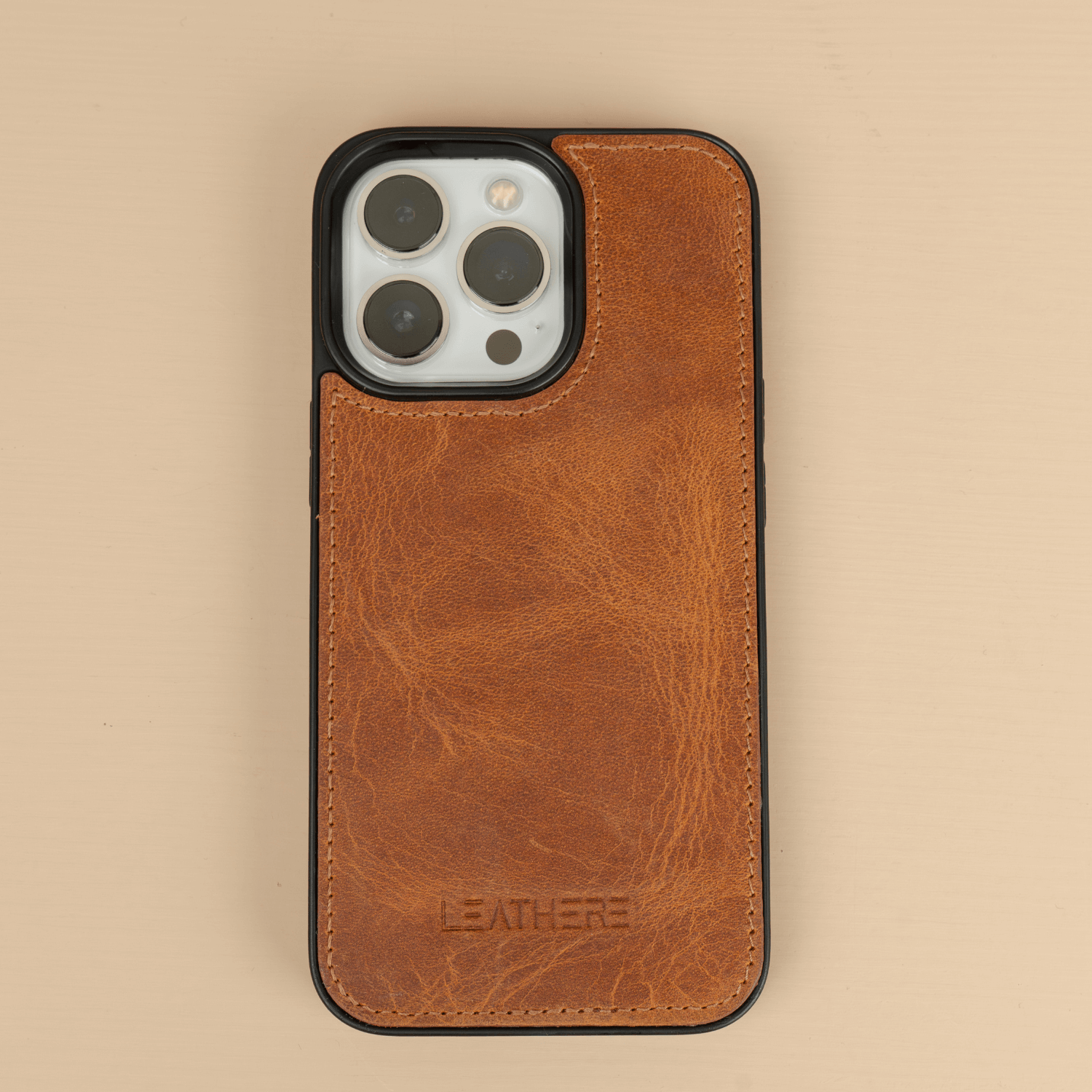 Rustic Brown Leather iPhone 16 Series Snap-On Case - LEATHERE