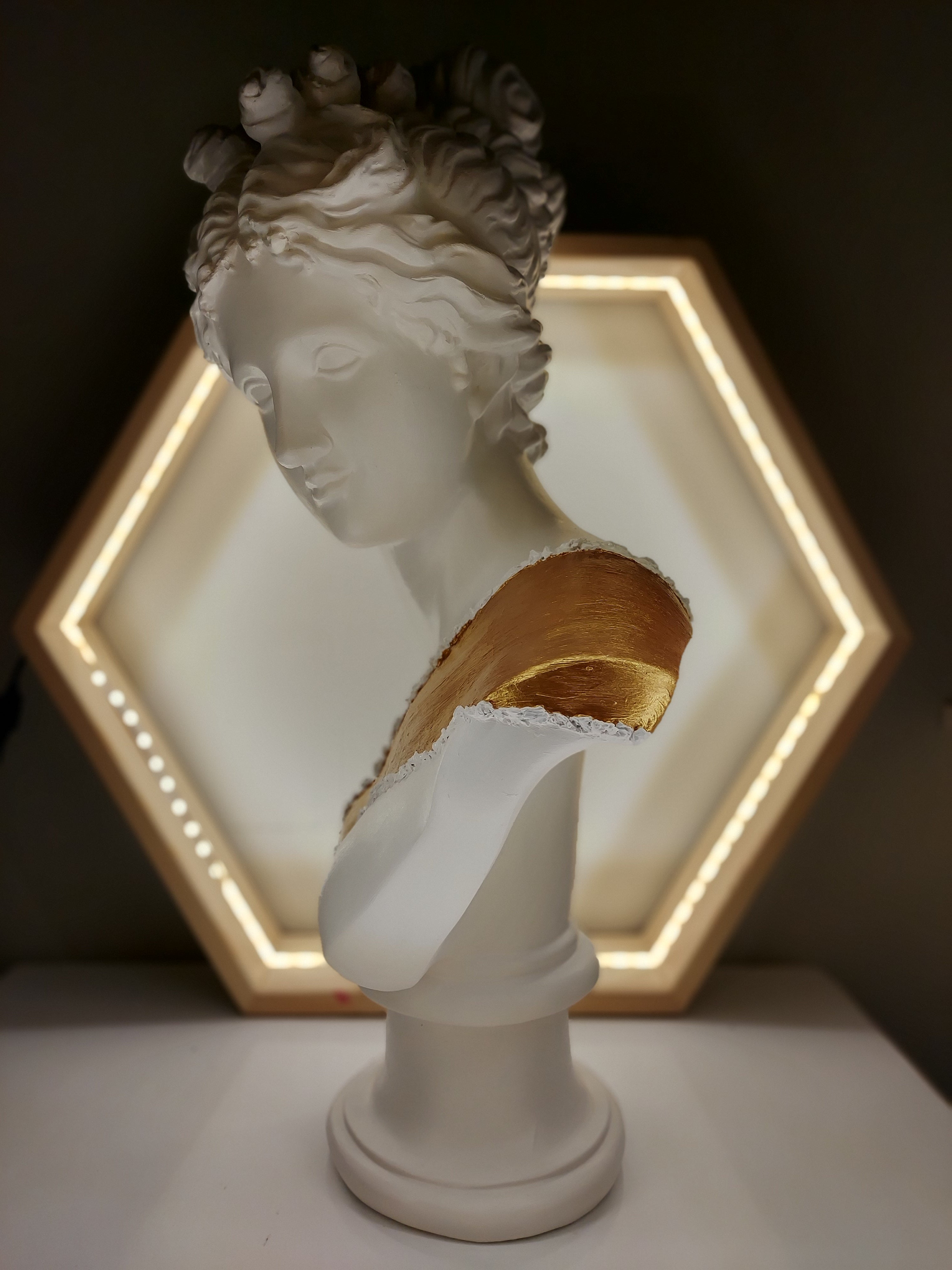 Diana 'Gold Belt' Pop Art Sculpture, Modern Home Decor - wboxgo.com