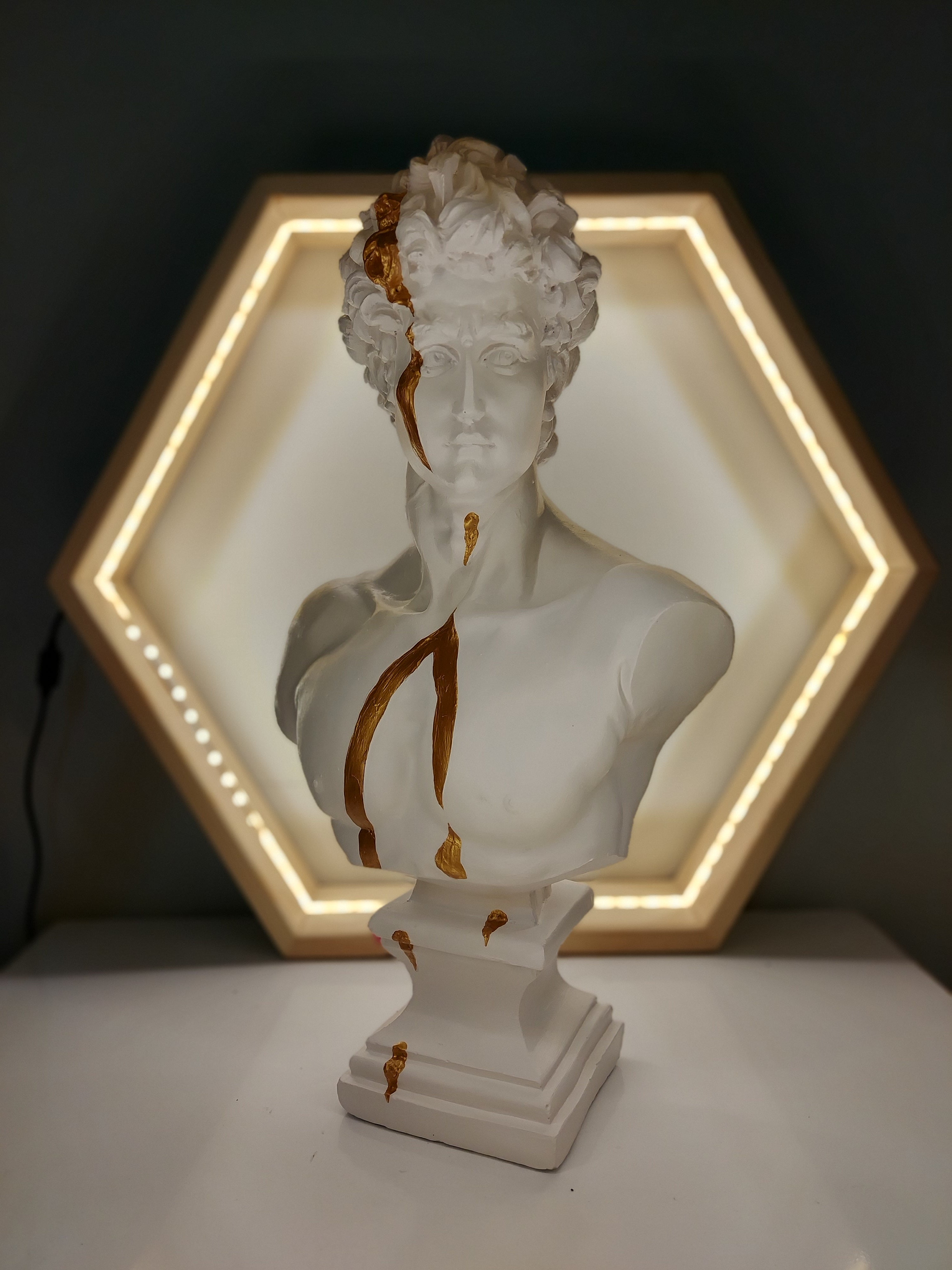 David 'Gold Streak' Pop Art Sculpture, Modern Home Decor, Large Sculpture - wboxgo.com