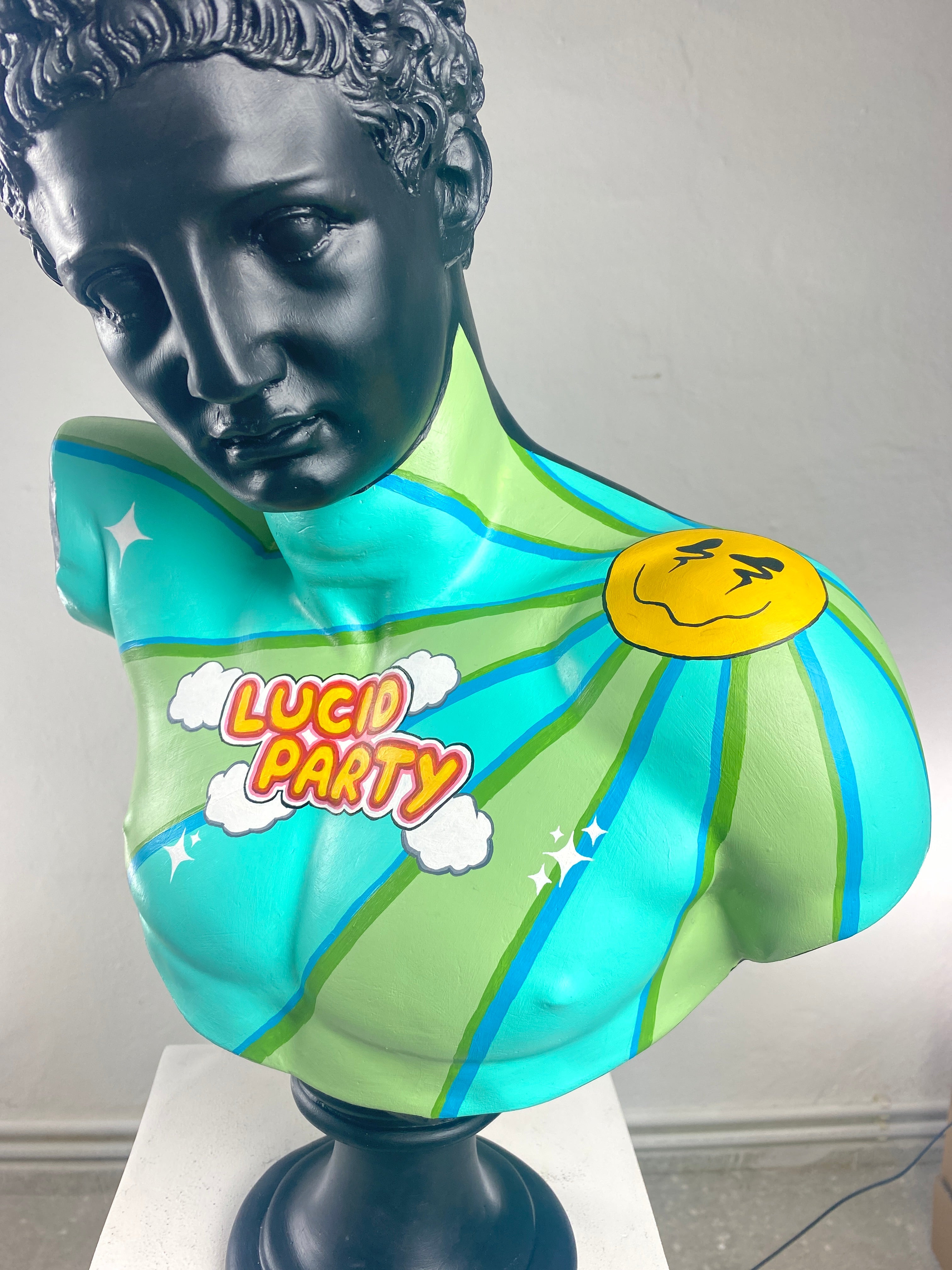 Hermes 'Lucid party' Pop Art Sculpture, Modern Home Decor, Large Sculpture - wboxgo.com