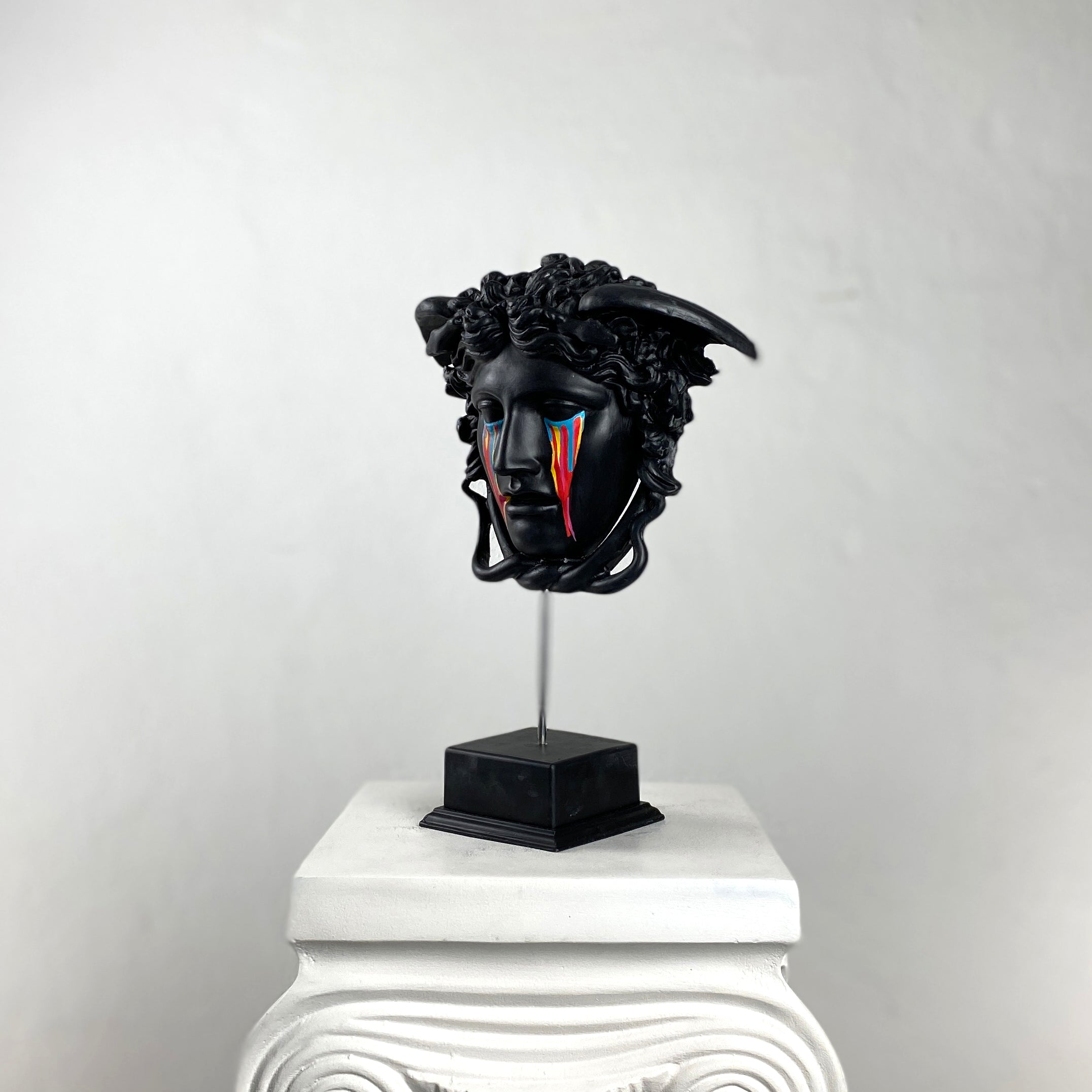 Medusa 'Nightmare' Pop Art Sculpture, Modern Home Decor - wboxgo.com