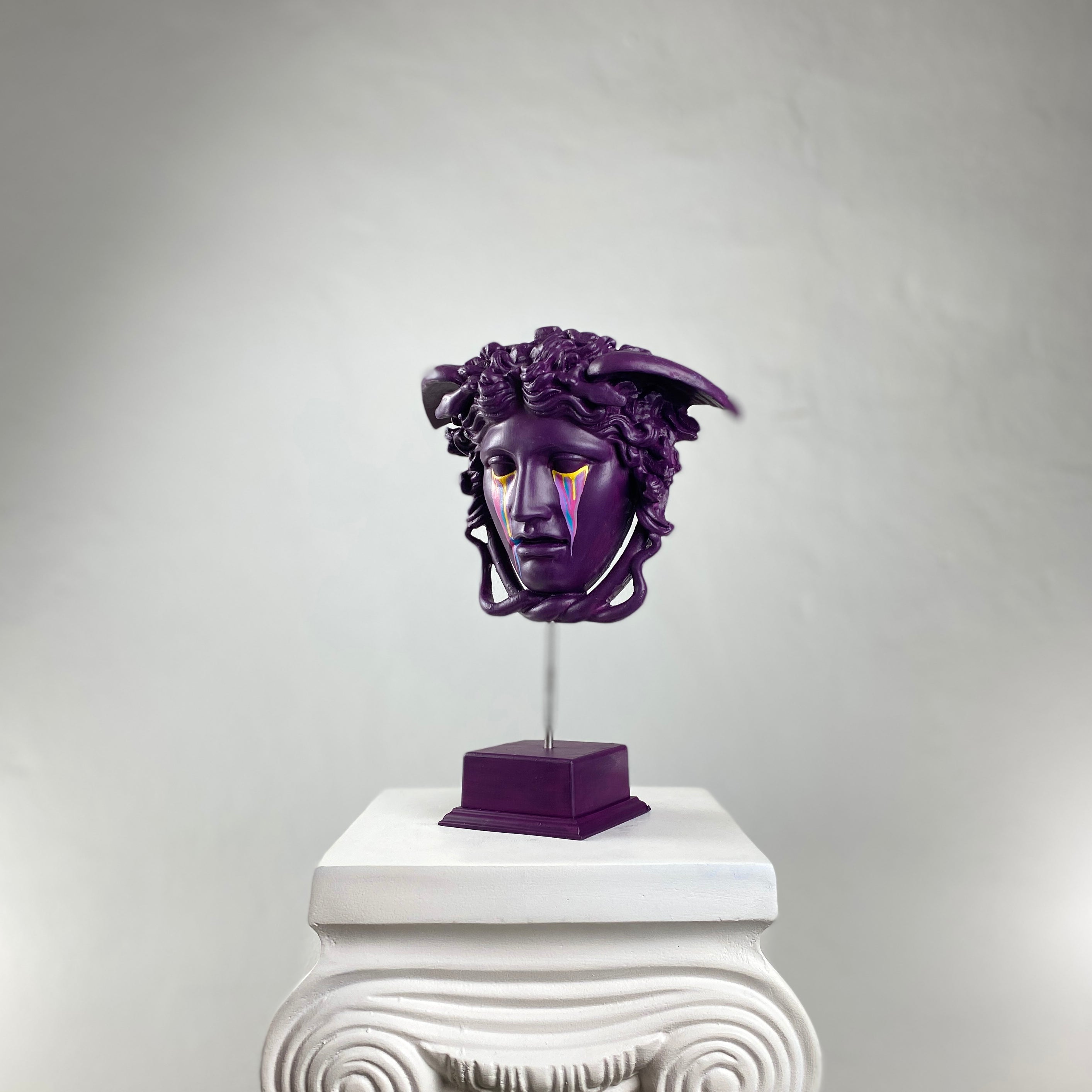 Medusa 'Requiem' Pop Art Sculpture, Modern Home Decor - wboxgo.com