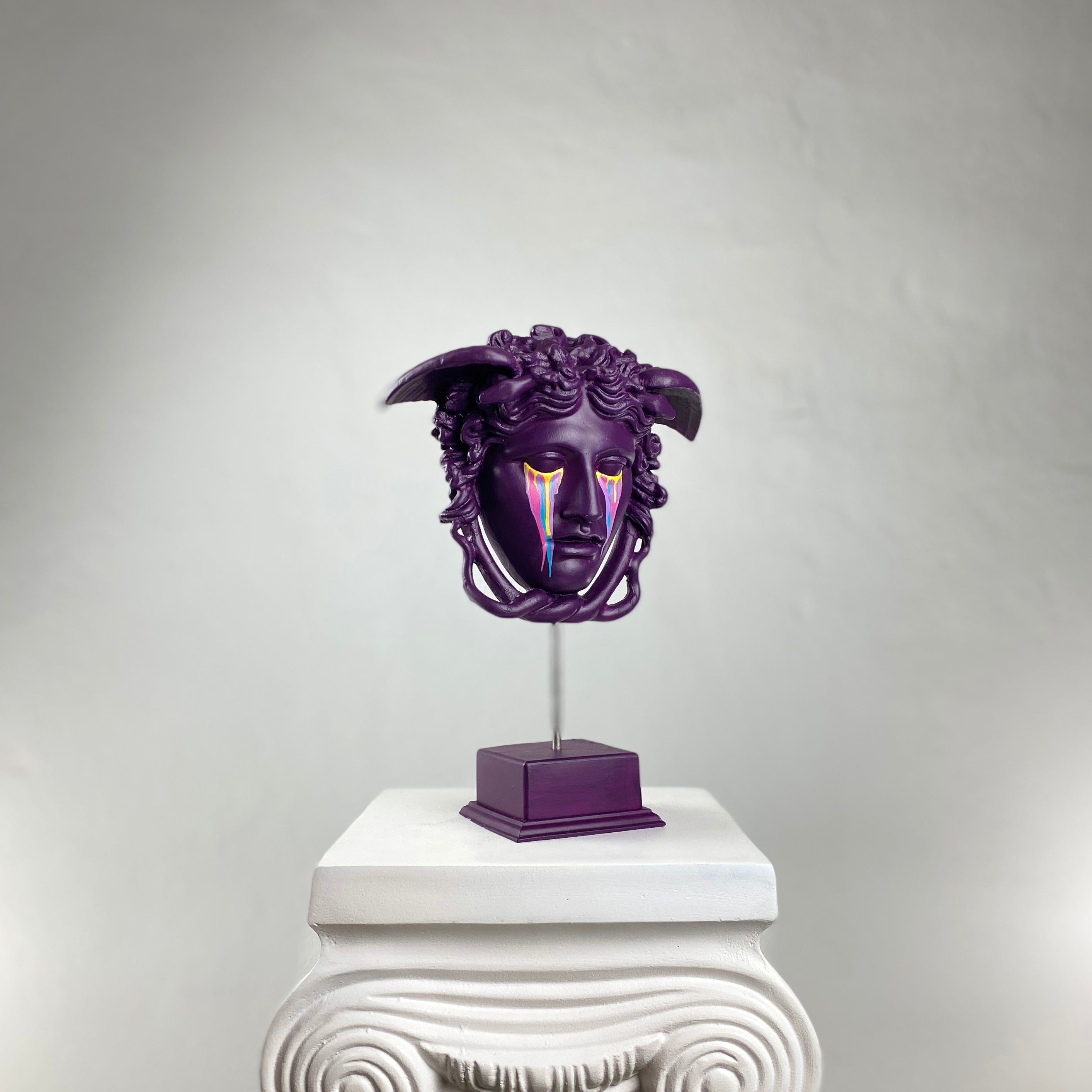 Medusa 'Requiem' Pop Art Sculpture, Modern Home Decor - wboxgo.com